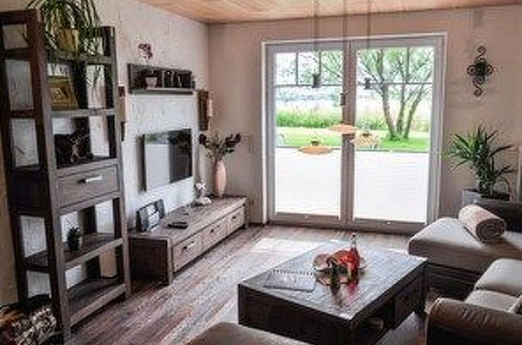 Appartement Ferienbungalow mit Terrasse und Seeblick in Sell