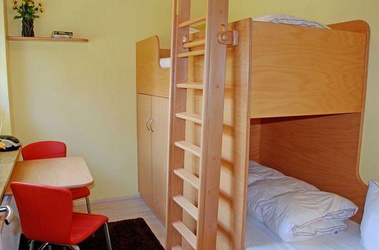 Appartement Ferienbungalow mit Terrasse und Seeblick in Sell