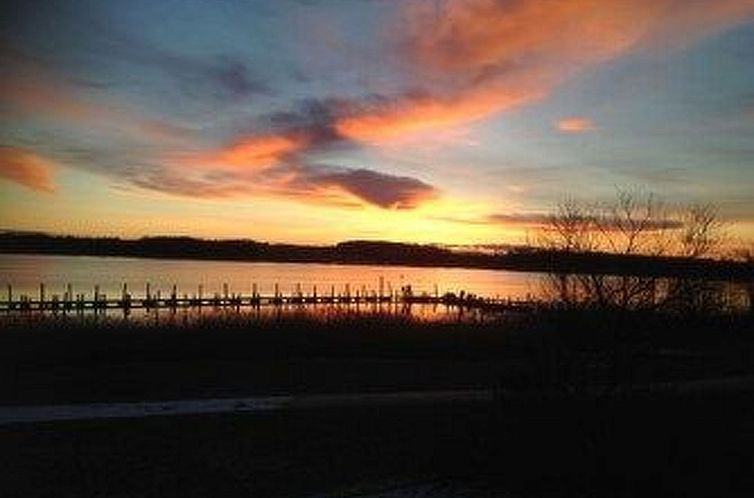 Appartement Ferienbungalow mit Terrasse und Seeblick in Sell