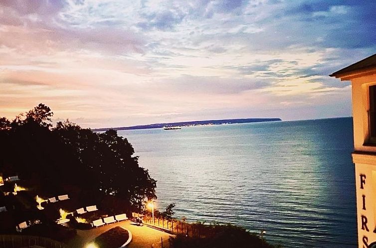 Appartement Gesamte Wohnung in Sellin mit Großer Terrasse