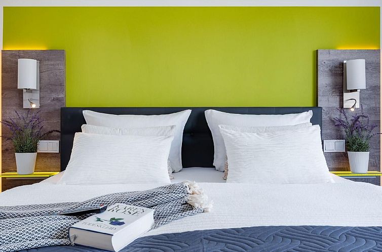 Appartement Fewo Kapitän James Cook, E-Ladesäule, Wasserbe