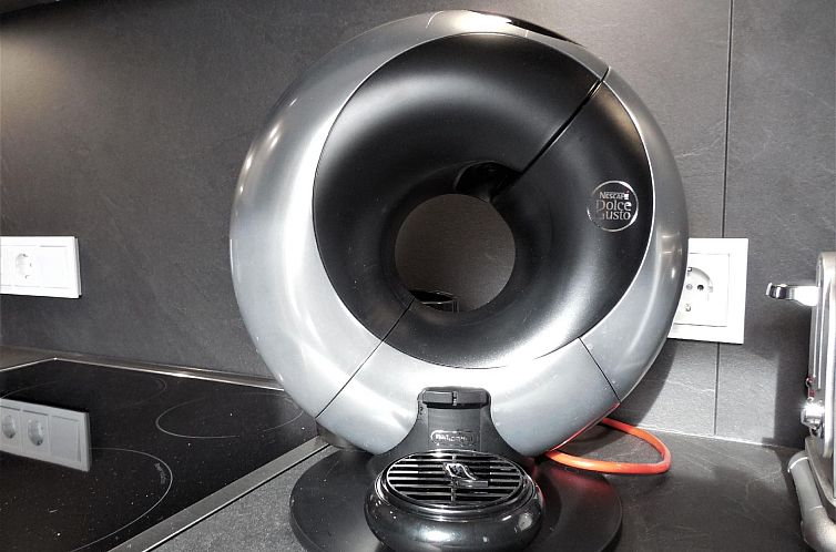 Appartement Fewo Kapitän James Cook, E-Ladesäule, Wasserbe