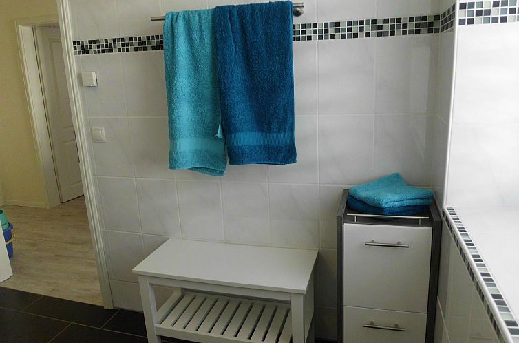 Appartement Barrierefreie FeHausHälfte mit Terrasse