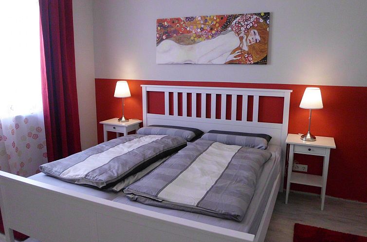 Appartement Barrierefreie FeHausHälfte mit Terrasse
