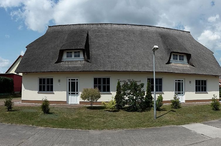 Vakantiehuis in Garz mit Terrasse und Grill