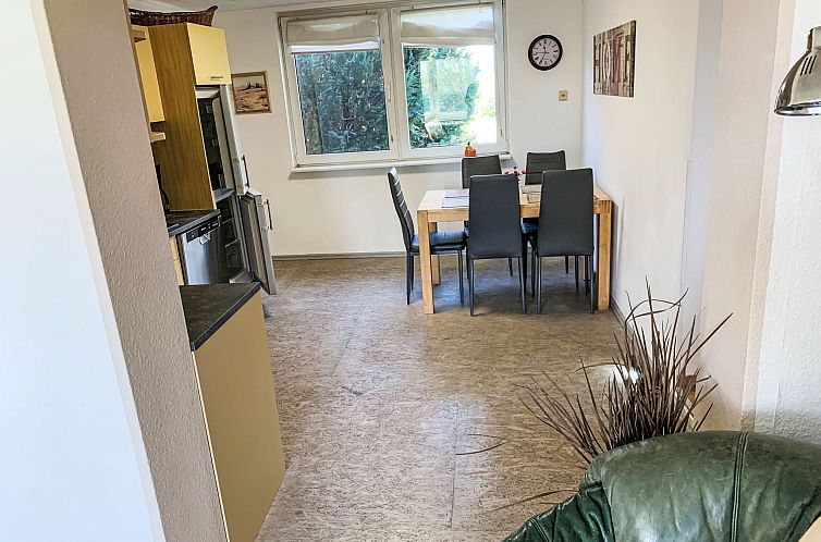 Appartement Große Ferienwohnung in Dargen mit Großem Garte