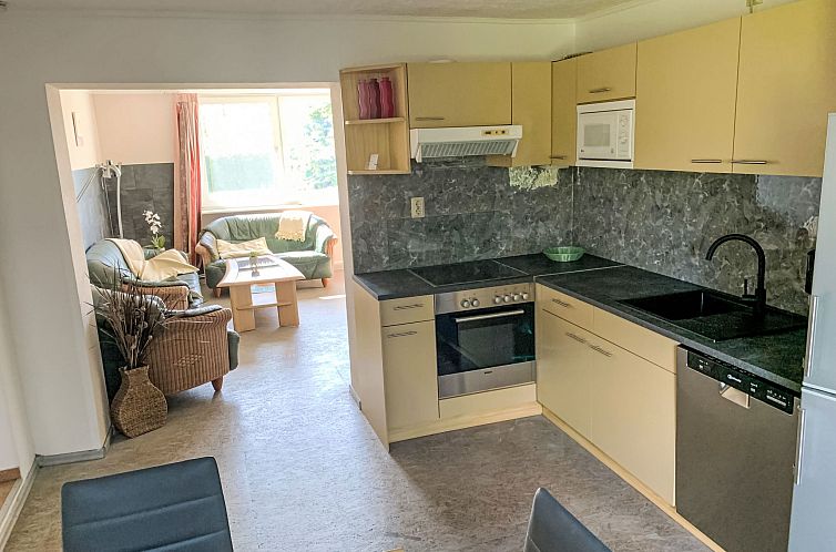 Appartement Große Ferienwohnung in Dargen mit Großem Garte
