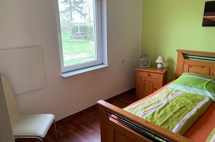 Appartement Große Ferienwohnung in Dargen mit Großem Garte