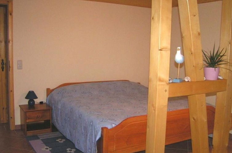 Vakantiehuis Ferienbungalow mit Terrasse und Angelplatz