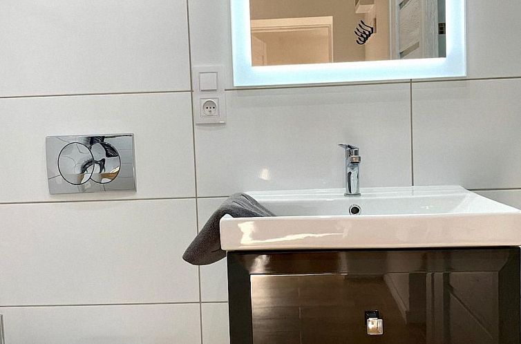 Appartement Kleine, frisch renovierte Zwei-Zimmerwohnung