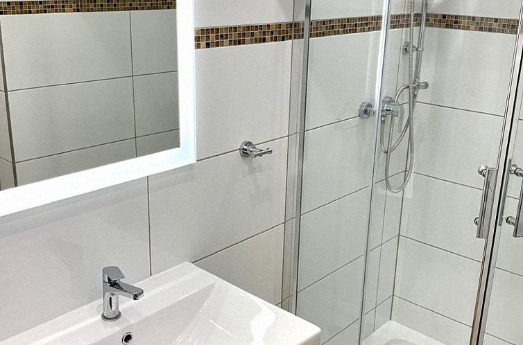 Appartement Kleine, frisch renovierte Zwei-Zimmerwohnung