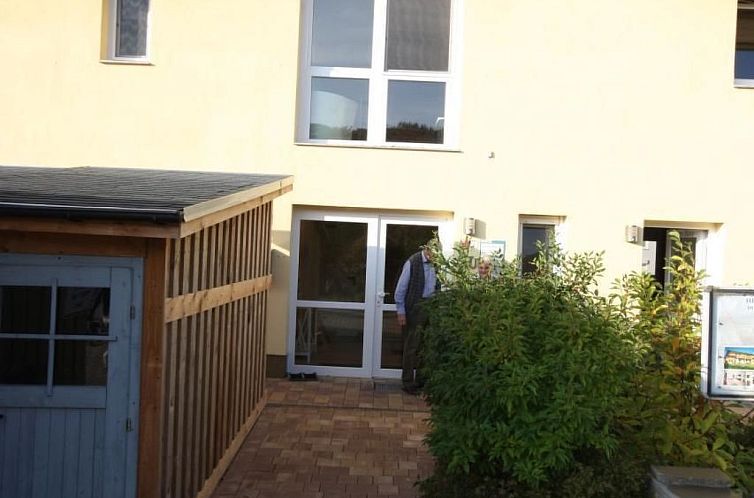 Appartement Wohnung in Koserow mit Garten und Grill und Nebe