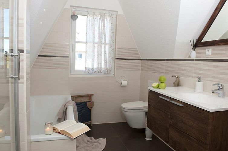 Vakantiehuis in Ummanz mit Sauna, Garten und Grill