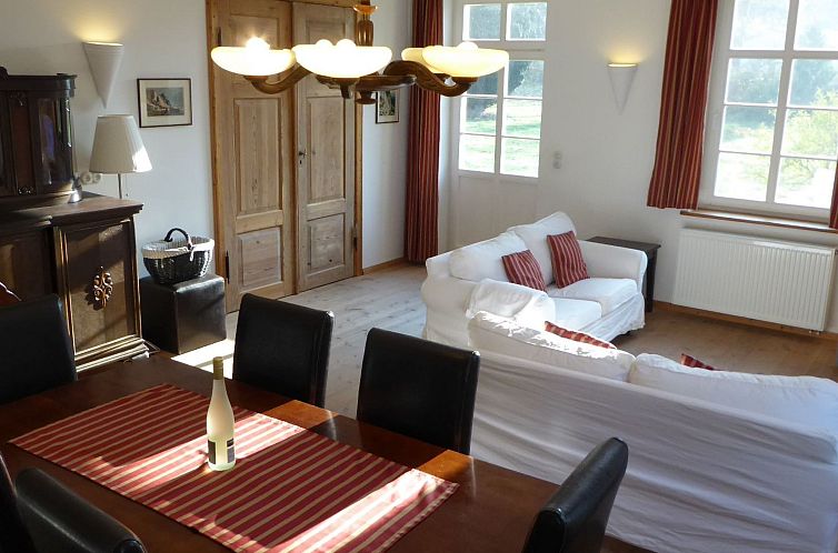 Appartement Hochwertige Ferienwohnung in Gingst