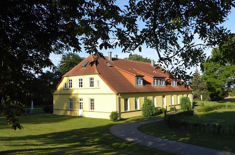 Guest house 03040015 - Apartment Baltic Sea - Appartement Hochwertige Ferienwohnung in Gingst