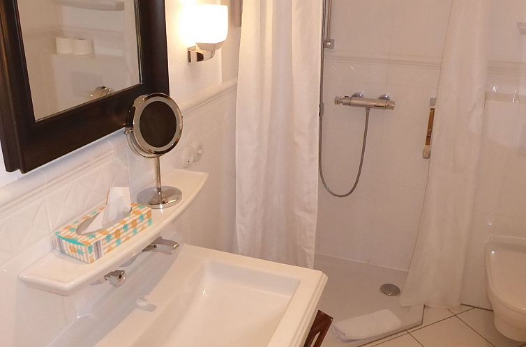 Appartement Hochwertige Ferienwohnung in Gingst