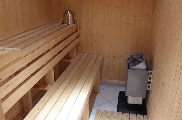 Appartement Hochwertige Ferienwohnung in Gingst