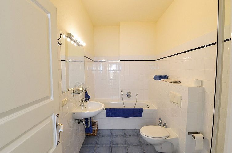 Appartement Wohnung im ersten Obergeschoss des Gutshauses