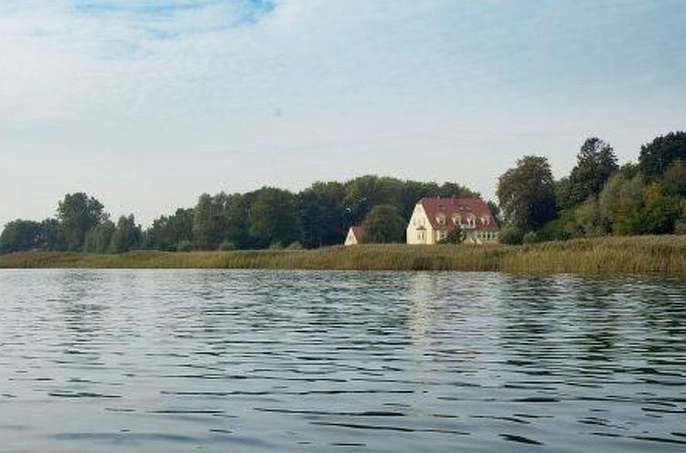 Appartement Wohnung im ersten Obergeschoss des Gutshauses