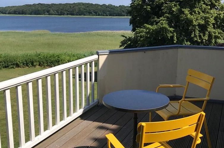 Appartement Wohnung im zweiten Obergeschoss des Gutshauses