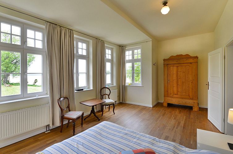 Appartement Wohnung in der ersten Etage des Herrenhauses