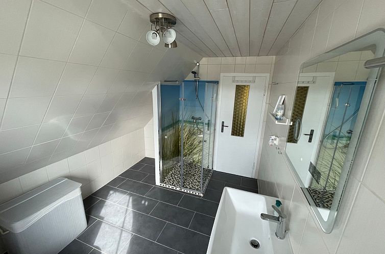Appartement Rügenferienhaus Wohnung EG-OG