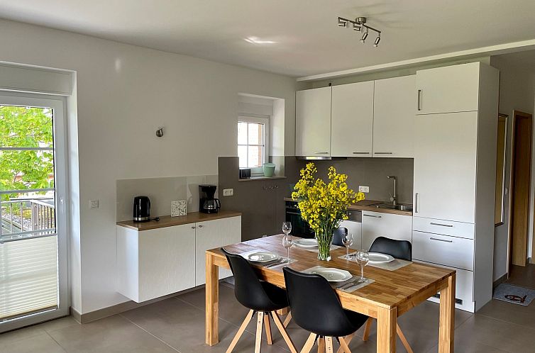Appartement mit Balkon
