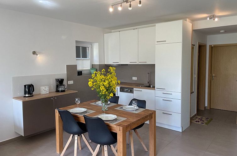 Appartement mit Balkon