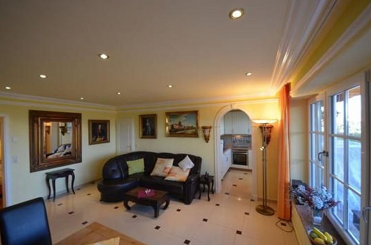 Appartement Wunderschönes Appartement mit Garten und Terras