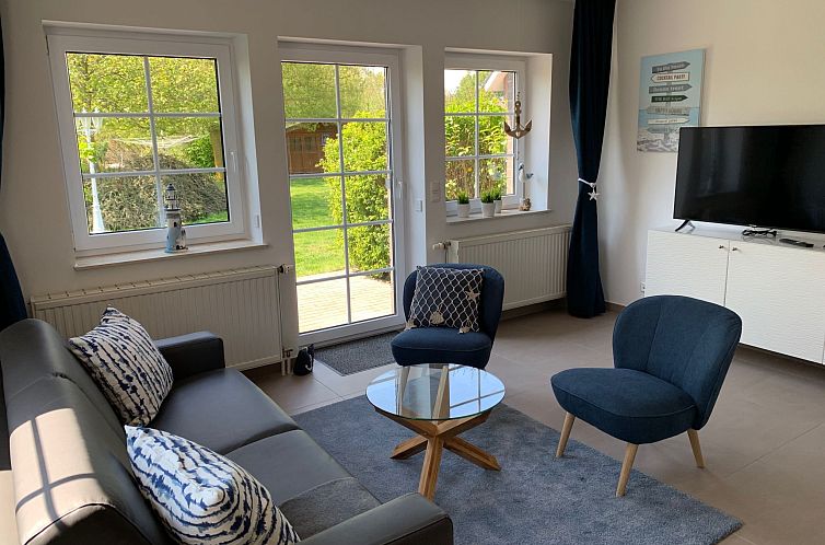 Appartement Moderne 2-Zimmer Ferienwohnung mitten in der Nat