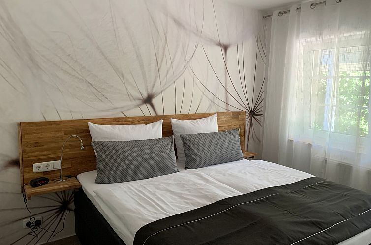 Appartement mit Terrasse