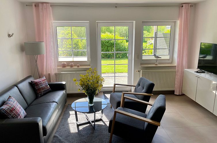 Appartement mit Terrasse
