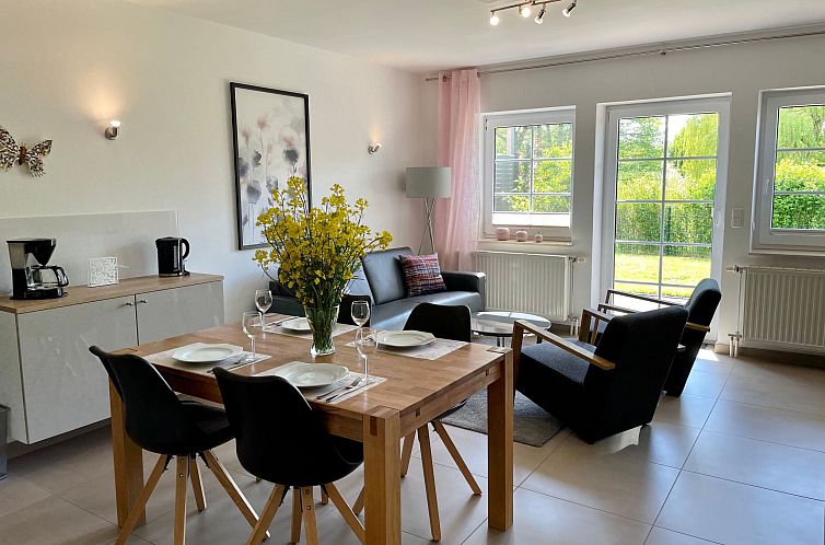Appartement mit Terrasse