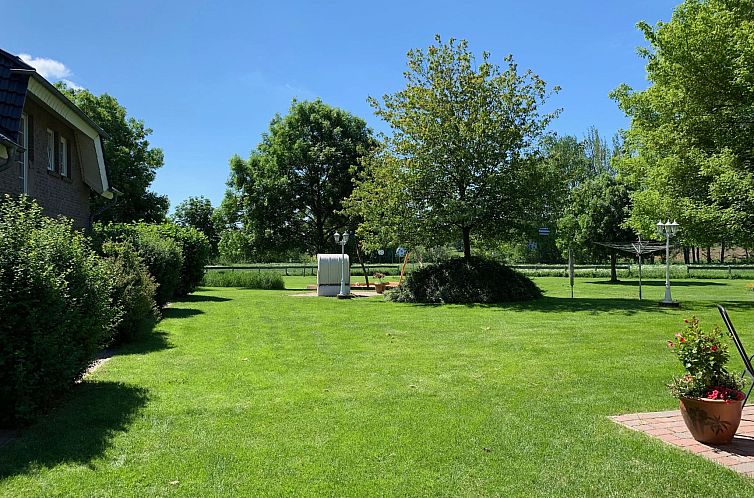 Appartement mit Terrasse