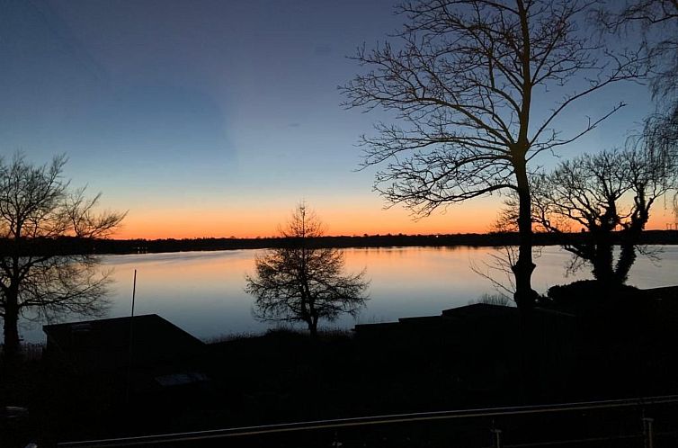 Vakantiehuis in Klingberg mit Seeblick