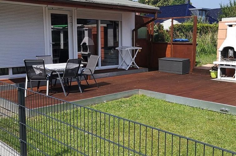 Vakantiehuis in Altwarp mit Botanischem Garten