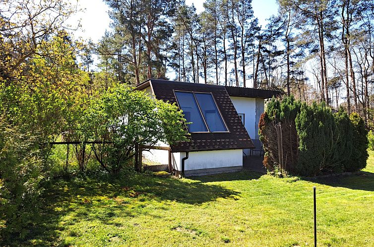 Vakantiehuis mit Terrasse mitten im Grünen