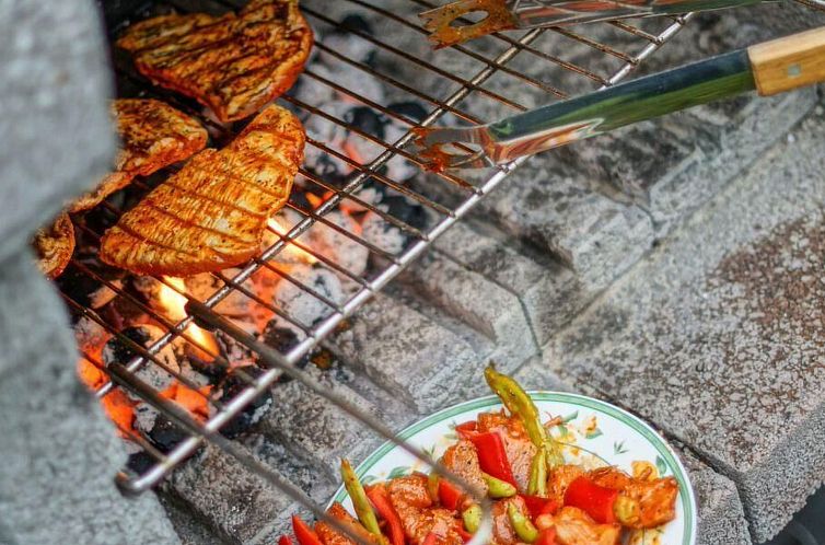 Appartement Wohnung in Mönkebude mit Terrasse und Grill