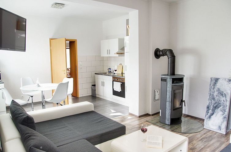Appartement mit Terrasse