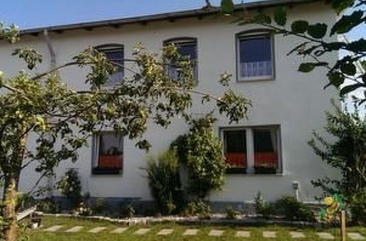 Appartement Familienfreundliche Wohnung in Vorland mit Garte