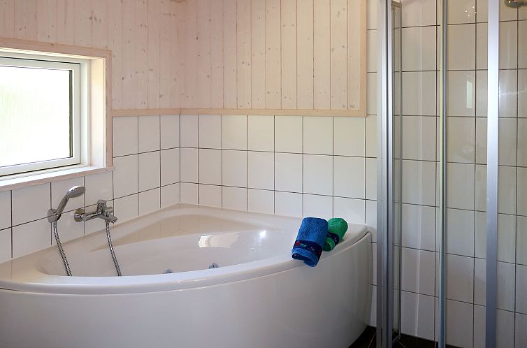 Vakantiehuis Holiday Vital Resort (GBE132)