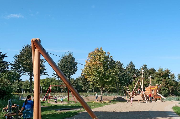 Vakantiehuis Holiday Vital Resort (GBE132)