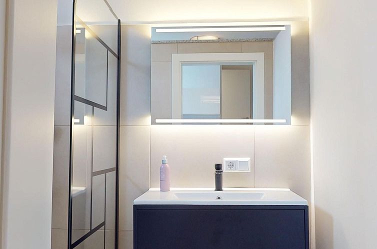 Appartement Renovierte Erdgeschosswohnung