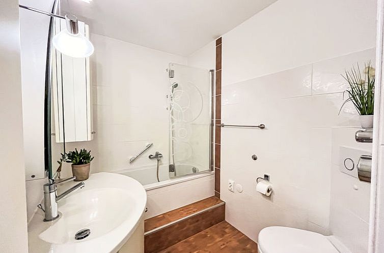 Appartement Flieder (F 96)
