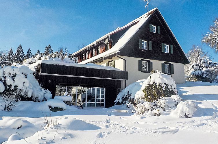 Vakantiehuis Schwarzwaldhof mit Pool & Sauna