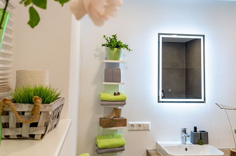 Appartement FeWo mit Whirlpool und Infrarotsauna