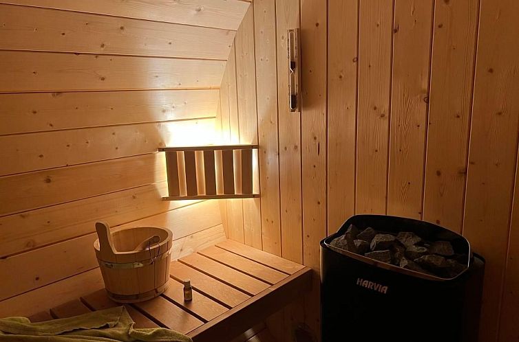 Appartement FeWo mit Whirlpool und Fass-Sauna im Schwarzwald