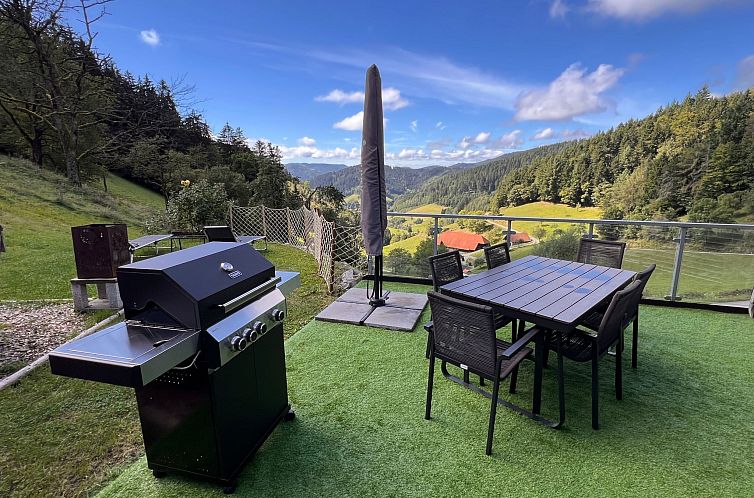 Appartement FeWo mit Whirlpool und Fass-Sauna im Schwarzwald