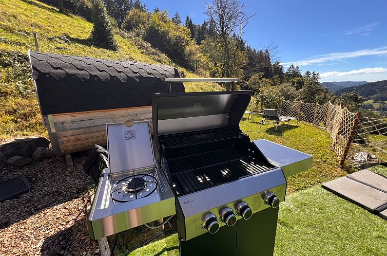 Appartement FeWo mit Whirlpool und Fass-Sauna im Schwarzwald