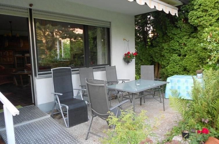 Appartement Gemütliche Ferienwohung mit großem Garten